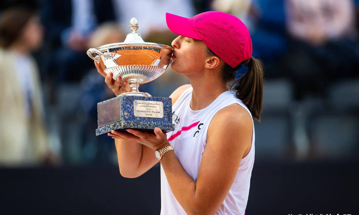 爱游戏娱乐关于科维托娃新星惊险取胜表现惊艳，曼联未来可期！的信息